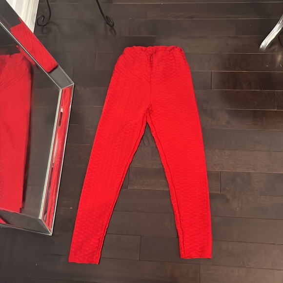 Brand new tiktok leggings !! - Picture 2 of 5